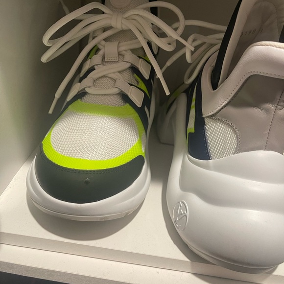 100% Authentic LV womans Archlight Sneakers still in style - Picture 2 of 7